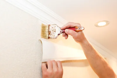 Pose de papier peint à Berthouville — revêtements muraux et toiles de verre